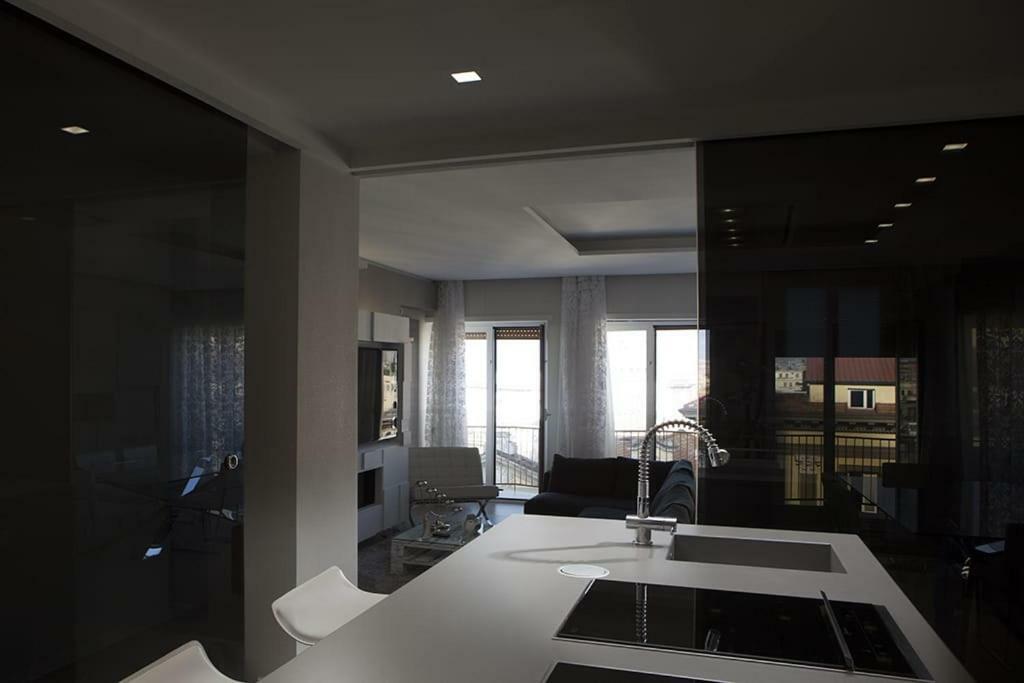 Crystal Skyline Neapolis Appartamento